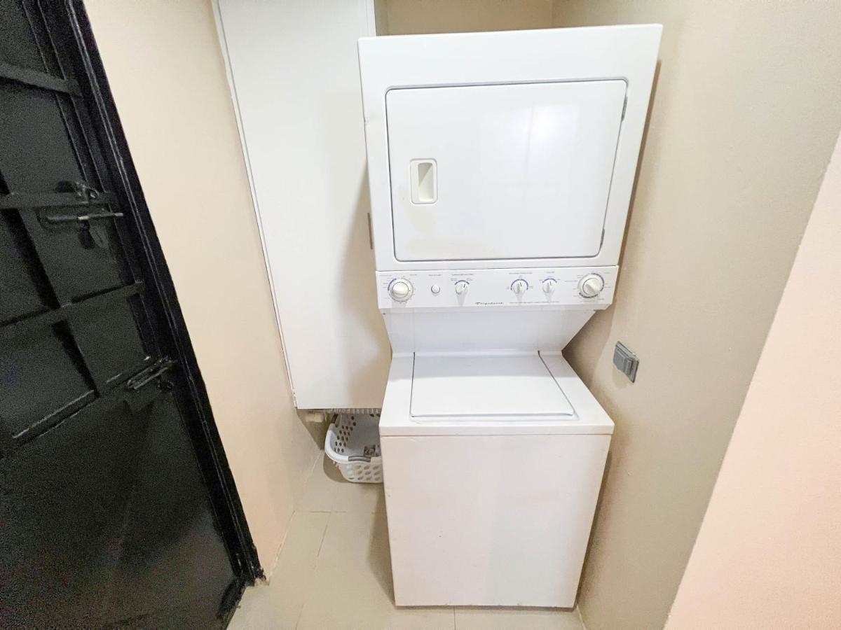 Stacys Place #4 Studio Apartment Port of Spain Екстериор снимка