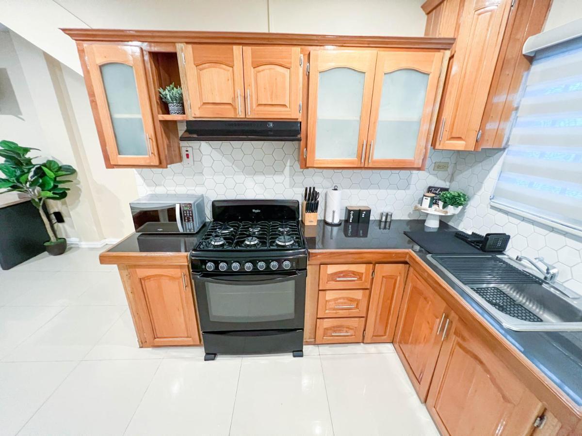 Stacys Place #4 Studio Apartment Port of Spain Екстериор снимка